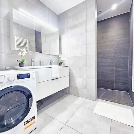 Апартаменты Urban 1br Flat W Terrace&parking Люксембург