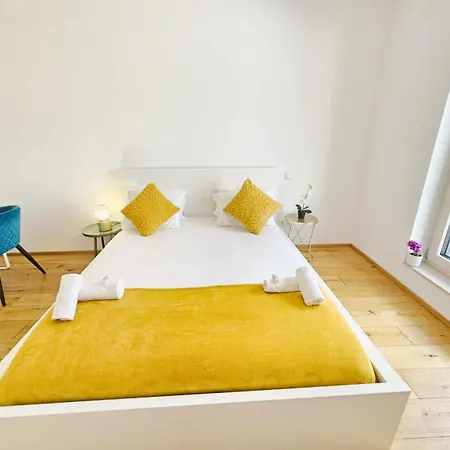 Апартаменты Urban 1br Flat W Terrace&parking Люксембург