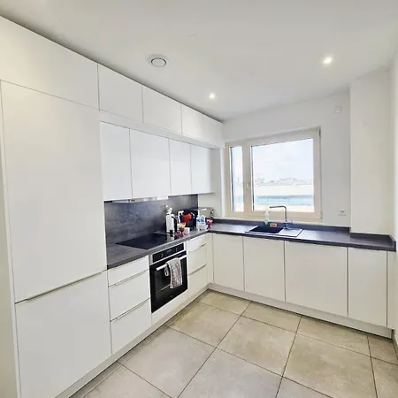 Urban 1Br Flat W Terrace&Parking Luxembourg