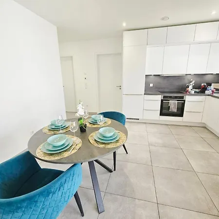 Urban 1br Flat W Terrace&parking * Люксембург